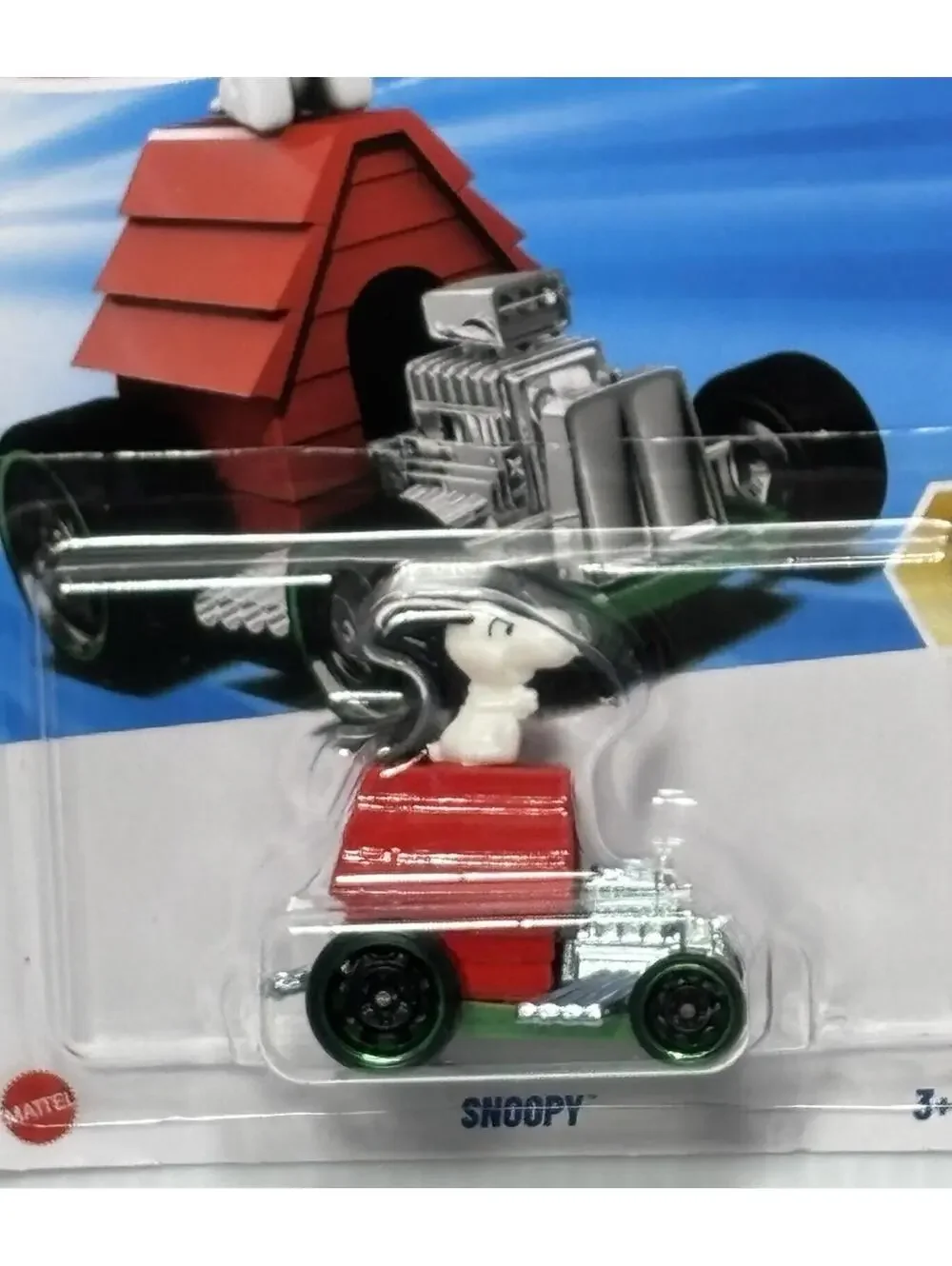 Hot Wheels Peanuts Snoopy Doghouse Car HW Screen Time 7/10 White/Red 132/250